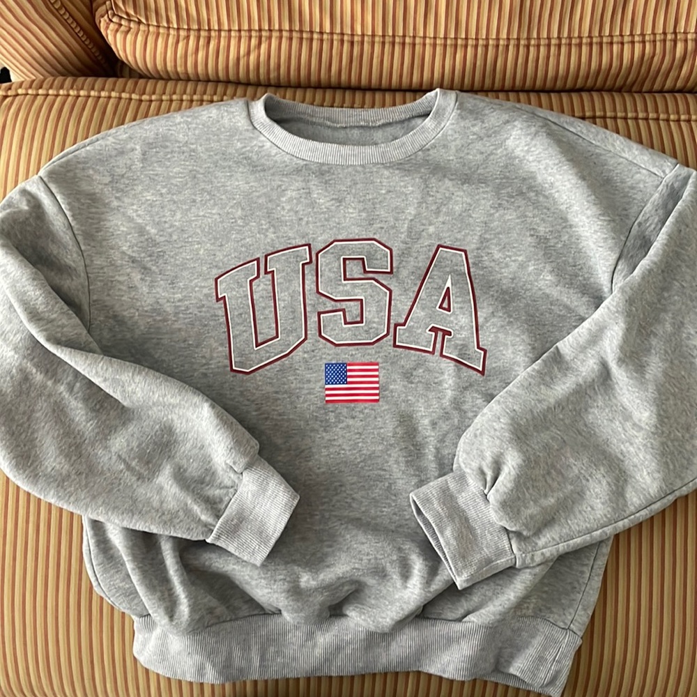 Shein grey USA sweatshirt size Medium